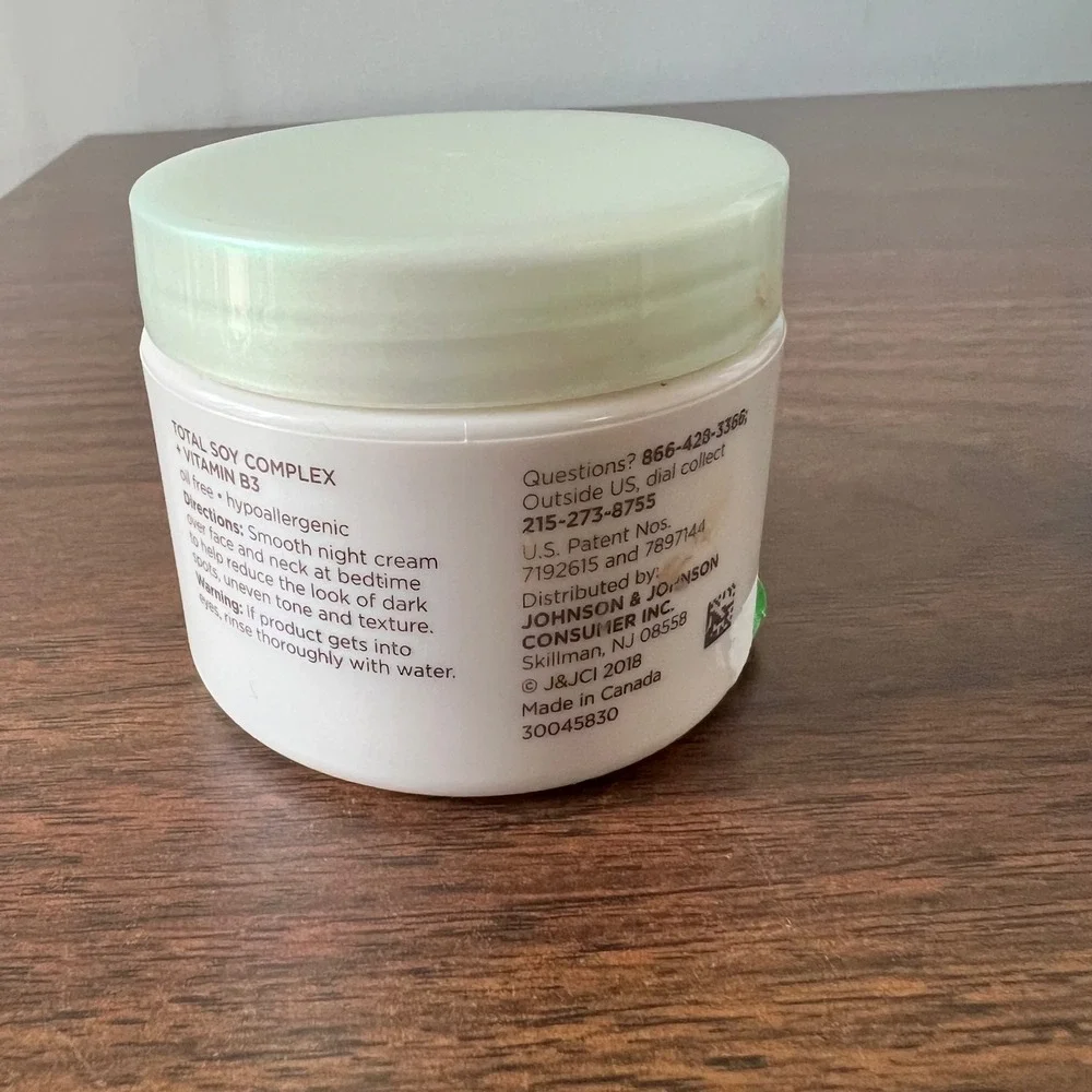 Aveeno Positively Radiant Intensive‎ Night Cream 1.7oz Soy Complex Vitamin B3